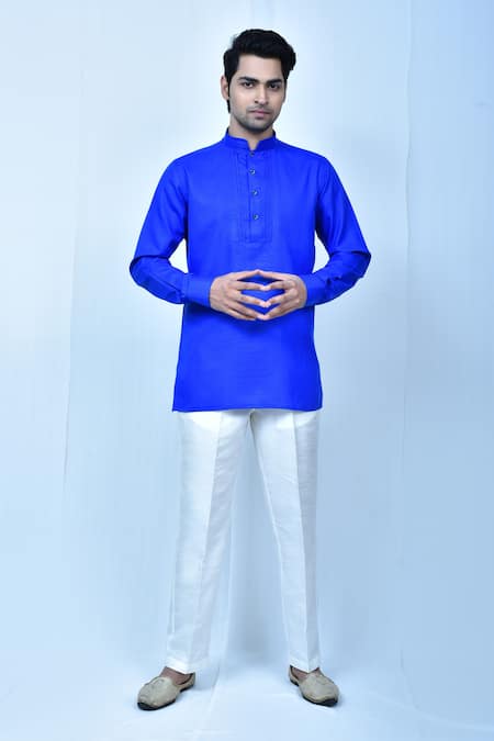 Samyukta Singhania Solid Short Kurta & Pant Set 