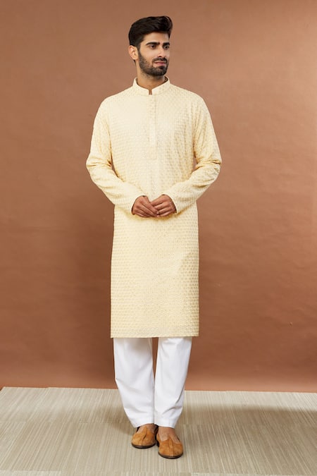 Aham-Vayam Floral Embroidered Kurta Set 