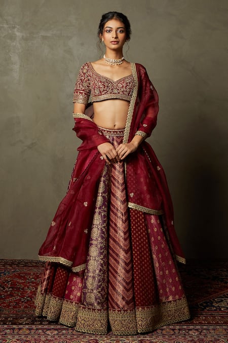 RI.Ritu Kumar Ishana Embroidered Bridal Lehenga Set 