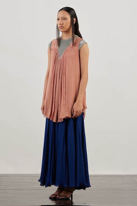AKHL Pleated Layered Gown 
