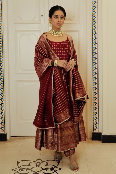 Safaa The Sindoori Geometric Woven Anarkali Set 