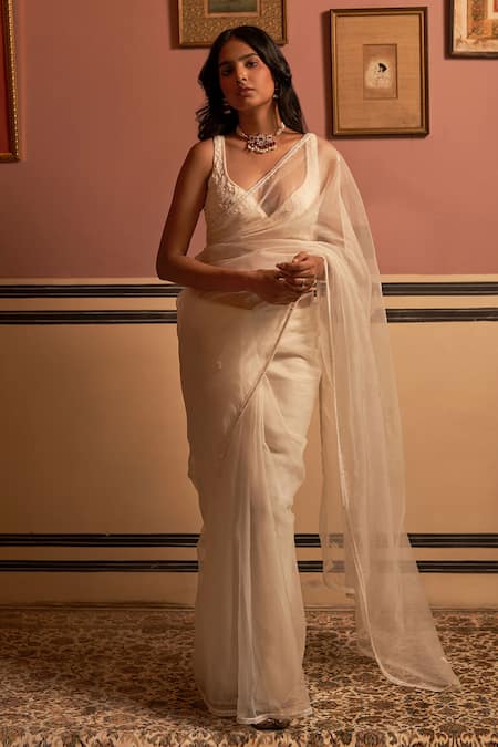 Off White Golden border soft silk saree– Lotus Fashion-sieuthinhanong.vn