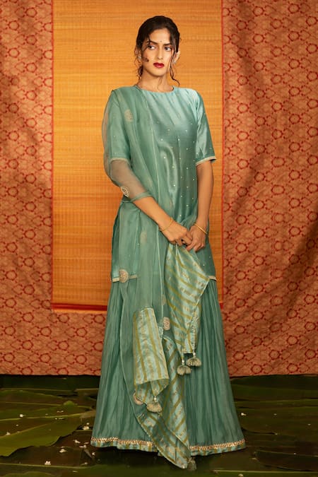 Nayra Women Kurta Skirt Set - Buy Nayra Women Kurta Skirt Set Online at  Best Prices in India | Flipkart.com