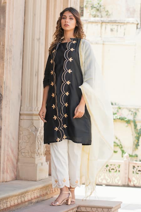The Home Affair Black Cotton, Silk Gota Patti Bandeau Neck, Scalloped Hem Jacket With Kurta Set