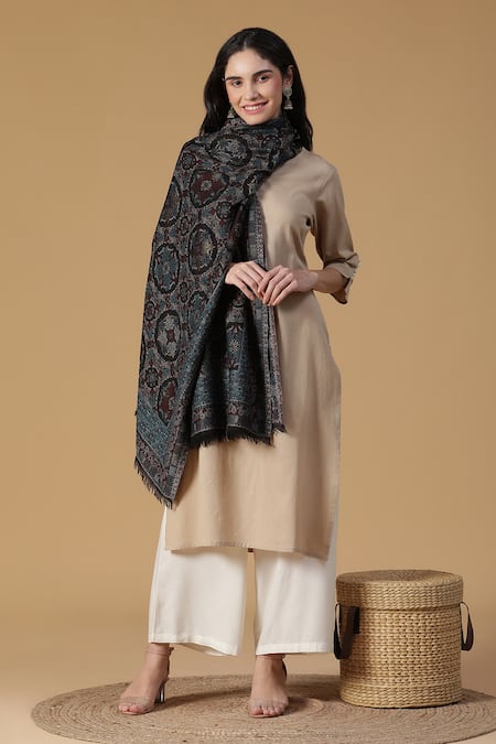 Shingora Black Woven Floral Pattern Stole