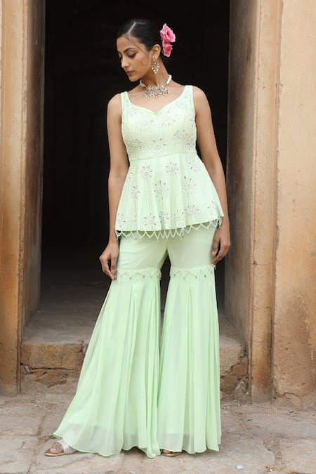 Nitisha Kashyap Official Green Georgette, Silk Cut Work, Floral Embroidered Peplum Kurta And Gharara Set 