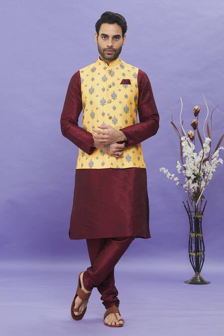 Aryavir Malhotra Printed Bundi Kurta Set 