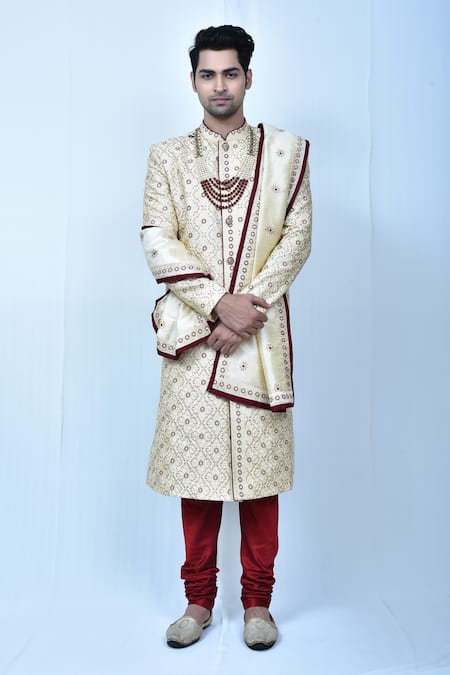 Samyukta Singhania Diamond Embroidered Sherwani Set 