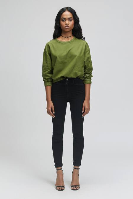 Buy Terra Luna Green 100% Oxford Handloom Cotton Round Solid Sweatshirt at Aza Fashions Buy_Terra Luna_Green 100% Oxford Handloom Cotton Round Solid Sweatshirt_at_Aza_Fashions