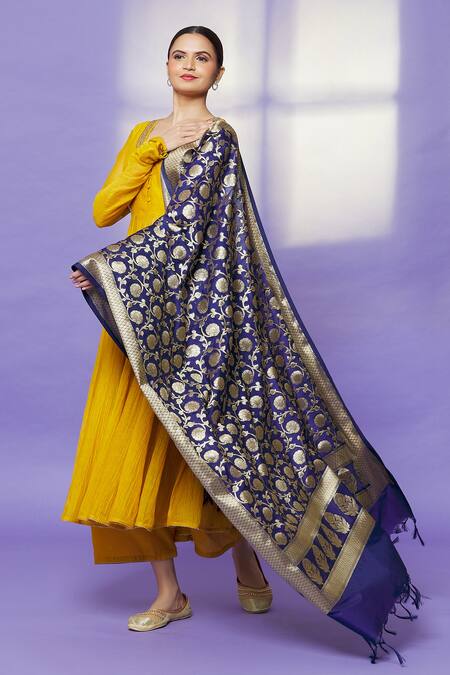 Naintara Bajaj Navy Brocade Embroidery Floral Woven Blue Dupatta Online at Aza Fashions Naintara Bajaj_Navy Brocade Embroidery Floral Woven Blue Dupatta _Online_at_Aza_Fashions