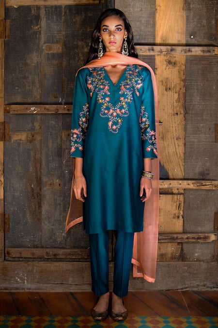 Shikha Mehta Silk Chanderi Kurta Set 