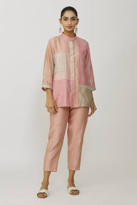 Neeta Bhargava Embroidered Chanderi Shirt & Pant Set 