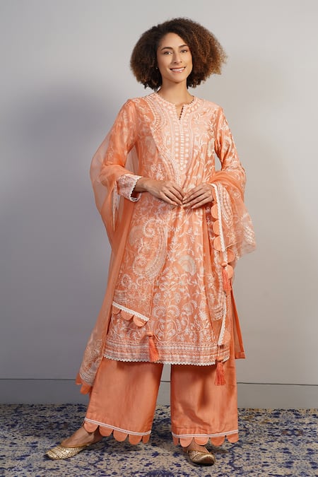 Samant Chauhan Peach Cotton Silk Embroidered Aari Notched Floral Kurta Set