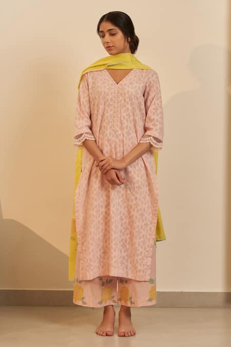 Buy Ada Hand Embroidered Lucknowi Chikankari Women's Cotton Kurta Kurti  with Trouser Set A811222 (Mustard/Black, L) at Amazon.in