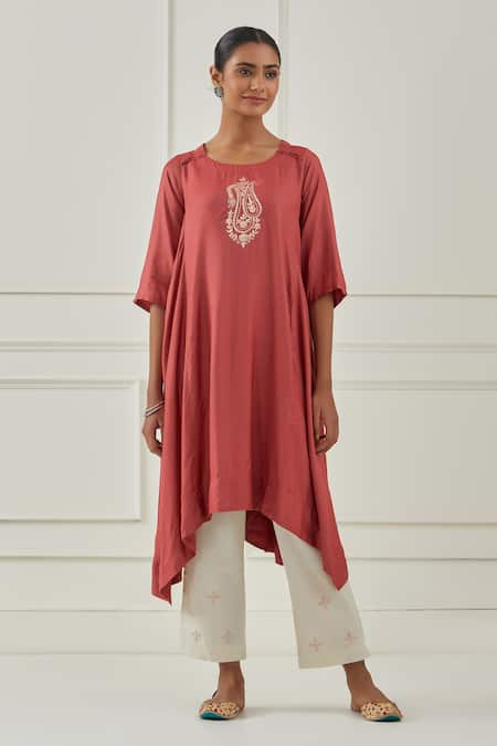 Kamaltaas Embroidered Asymmetric Kurta & Pant Set 