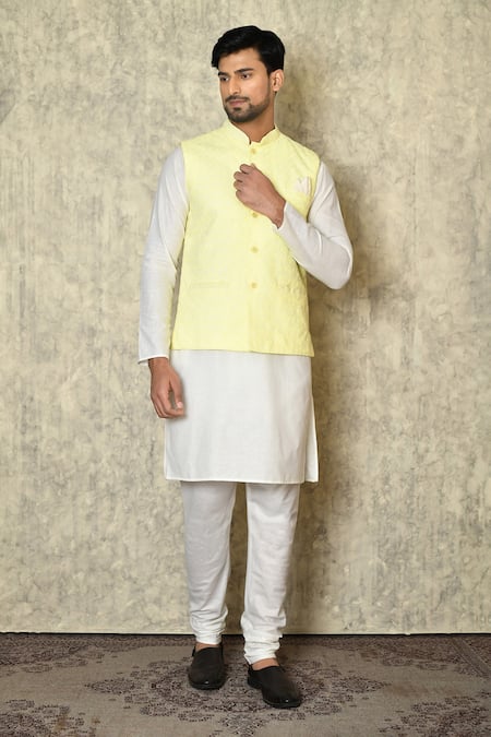 Aryavir Malhotra Chikankari Work Bundi & Kurta Set 