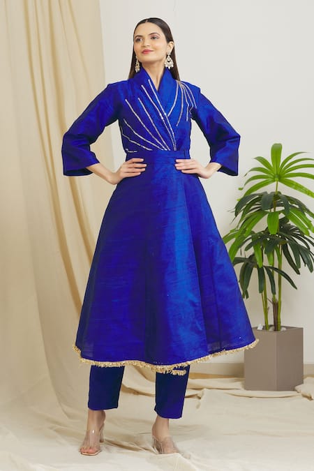 Surendri Blue Raw Silk Embroidered Hand Jacket V Neck Kimono And Pant Set 