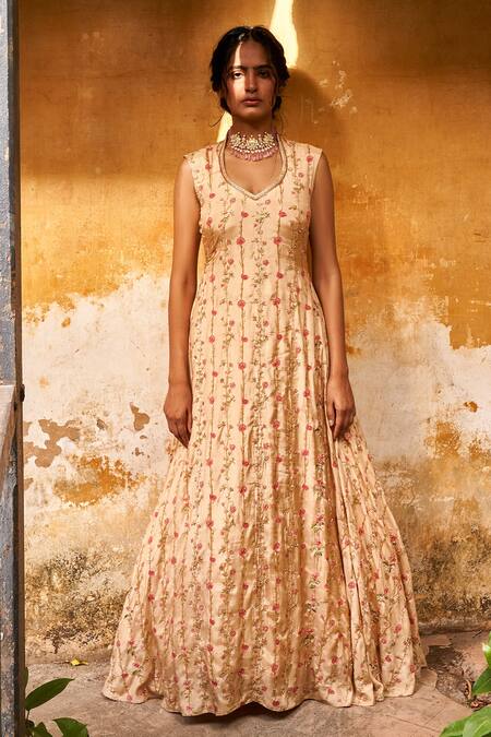 17:17 By Simmi Saboo Beige Muslin Silk Cut Dana, Floral Stripe Print, Zari Zainab Embroidered Gown