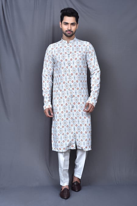 Arihant Rai Sinha Thread Work Kurta & Pant Set 