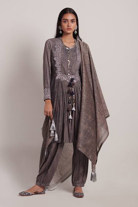 Inej_Grey Ghungroos And Tassels, Metal Sequins Round Embroidered Kurta & Salwar Set_Online_at_Aza_Fashions