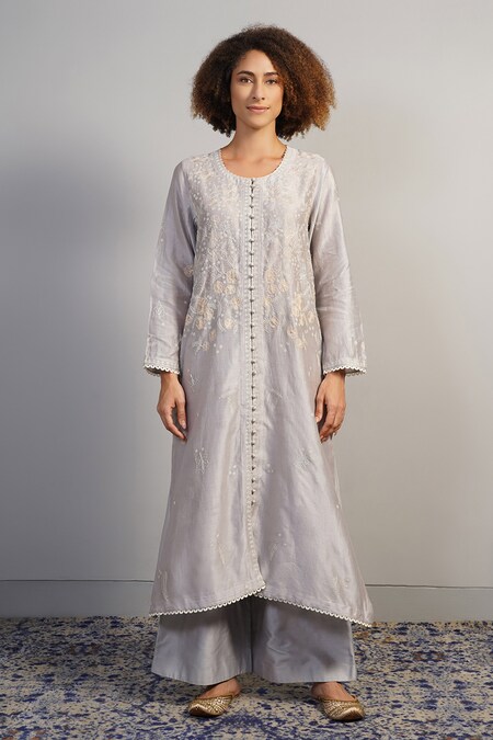 Samant Chauhan Grey Cotton Silk Embroidered Floral Round Kurta And Pant Set