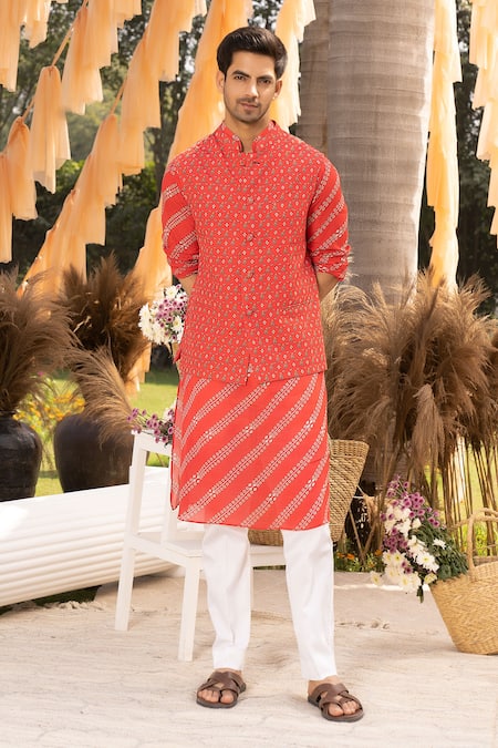 Chhavvi Aggarwal Red Crepe, Cotton Tulip Motif Print Bundi Kurta Set