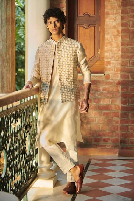 Seema Nanda Ivory Chanderi Silk Printed Geometric Dharam Bundi And Kurta Set  