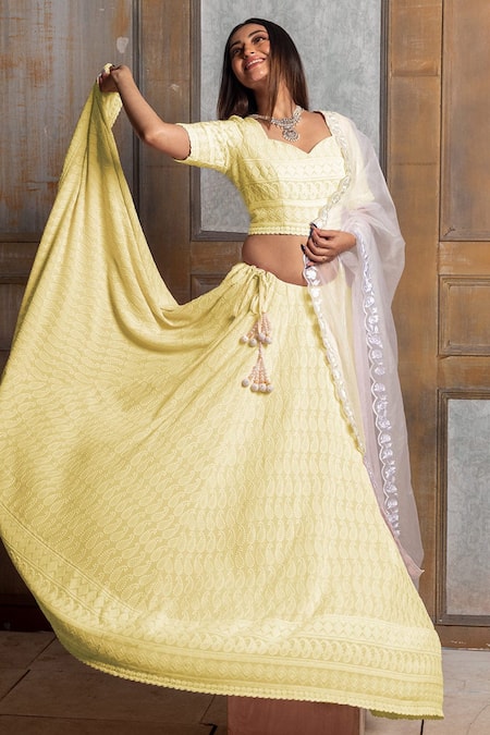 Light Yellow Embroidered Lehenga Set | Yellow lehenga, India clothes, Silk  organza