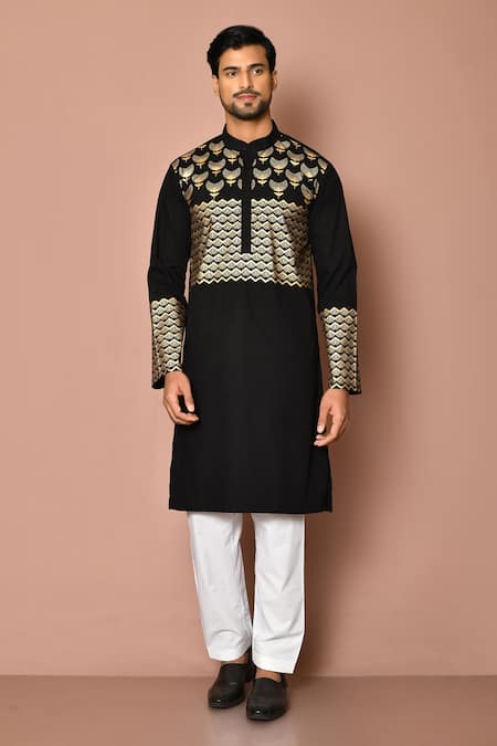 Samyukta Singhania Printed Kurta Set 