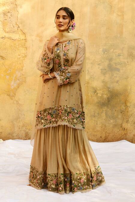 Label Niti Bothra Ivory Pure And Handwoven Banarasi Silk Embroidery Floral Kurta & Sharara Set