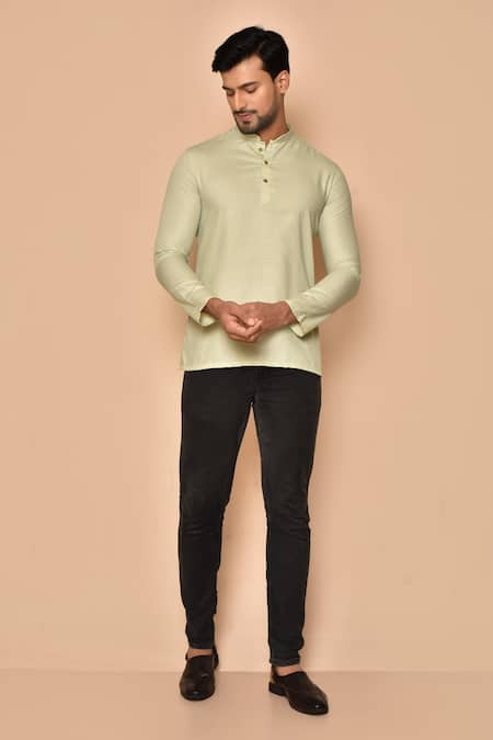 Aryavir Malhotra Plain Straight Short Kurta 