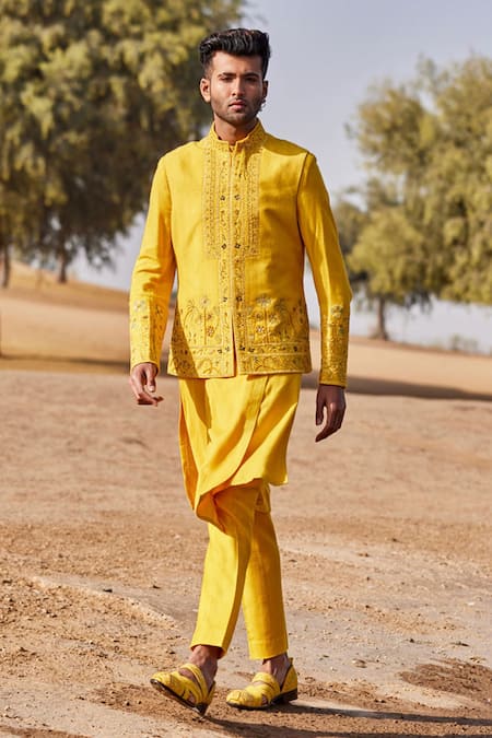 Sarab Khanijou Silk Thread Work Bundi Kurta Set 