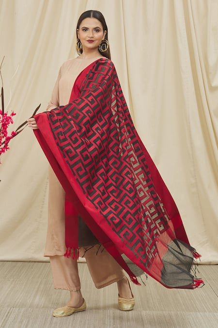 Khwaab by Sanjana Lakhani Maze Woven Black Dupatta 