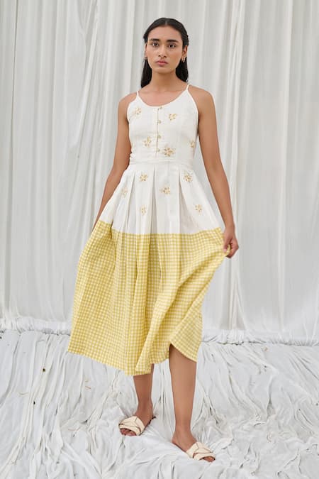 Ayaka Yellow Cotton Embroidery Round Neck Floral Printed Midi Dress 