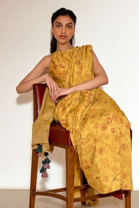 Dot Floral Print Mustard Saree With Blouse 