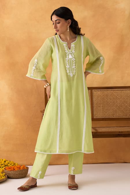 Shipraa Grover Shiza Embroidered Kurta & Pant Set 