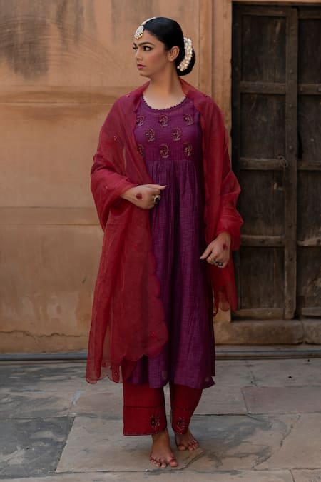Yati Purple Kurta  Silk Chanderi Hand Embroidered Zardosi V A-line Set 