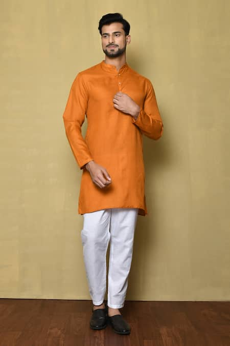 Aryavir Malhotra Short Mandarin Collar Kurta Set 