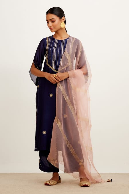 Devnaagri Hand Embroidered Kurta Set 