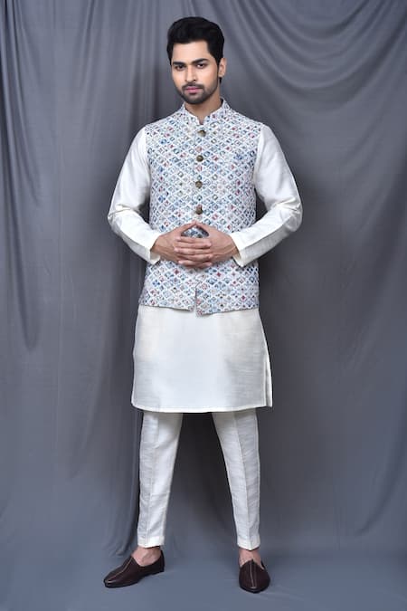 Arihant Rai Sinha Geometric Embroidered Bundi & Kurta Set 