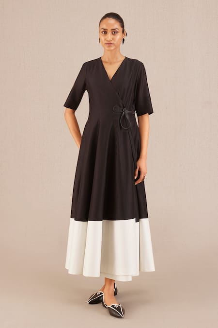 AMPM Black Chanderi 70 Gm V Neck Alizeh Dress 