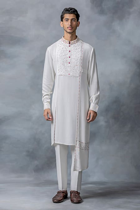 Sarab Khanijou Yoke Embroidered Kurta Set 