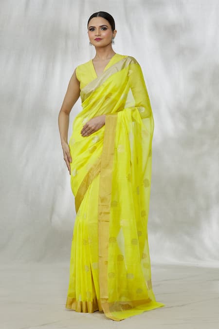 Mint N Oranges_Yellow Chanderi Zari Floral Motif Pattern Saree With Unstitched Blouse Fabric_Online_at_Aza_Fashions