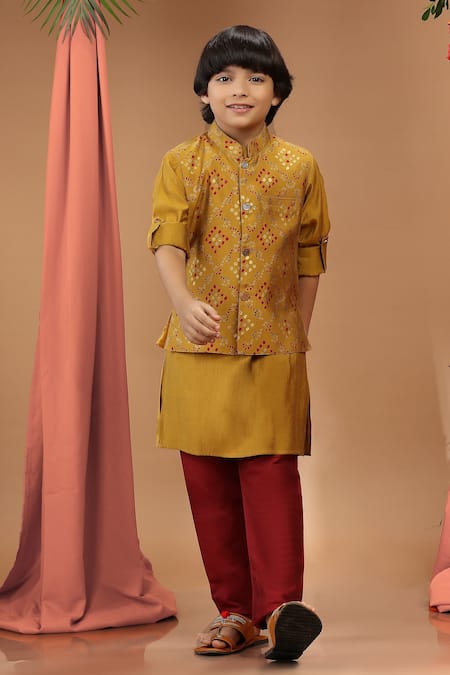 Kora By Nilesh Mitesh Bandhej Print Bundi Kurta Set 