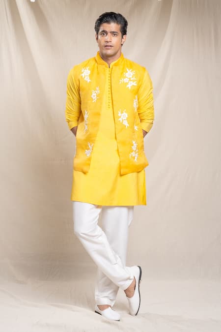 Sanjev Marwaaha Blooming Floral Embroidered Bundi Kurta Set 