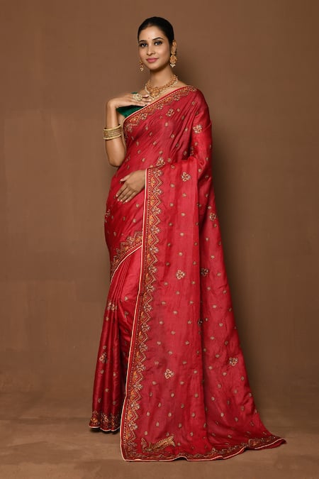 Samyukta Singhania Paisley Pattern Saree 