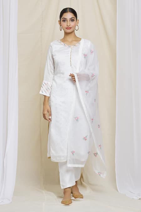 Samyukta Singhania White Kurta And Pant Chanderi Silk Embroidery Floral Round Set