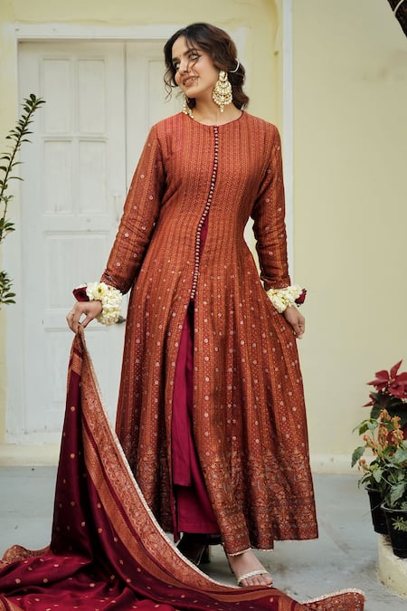 Safaa The Rayann Stripe Woven Anarkali Set 