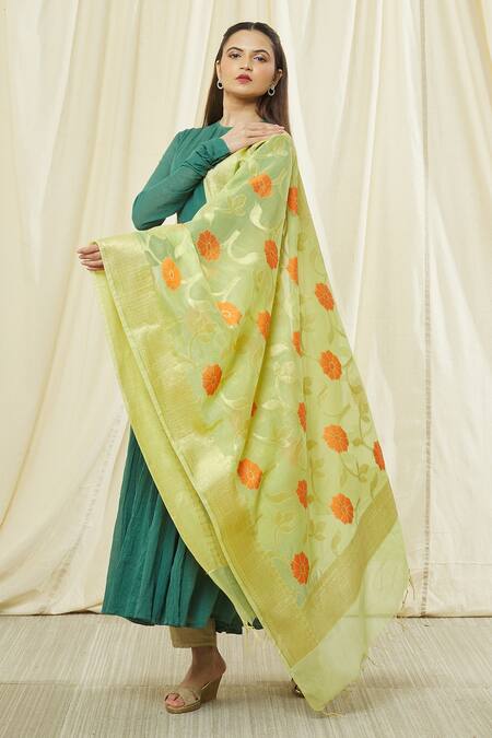Naintara Bajaj_Green Cotton, Silk Fringe, Embroidery Floral Motif Pattern Dupatta _Online_at_Aza_Fashions