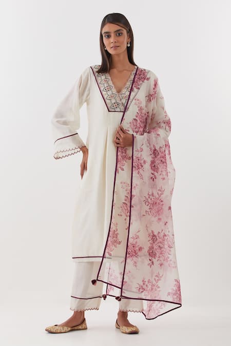Amisha Kothari Ivory Chanderi , Organza Embroidery, Tassels V-neck Abha Kurta Set 